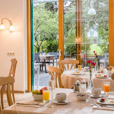 Seehotel Jo 4*