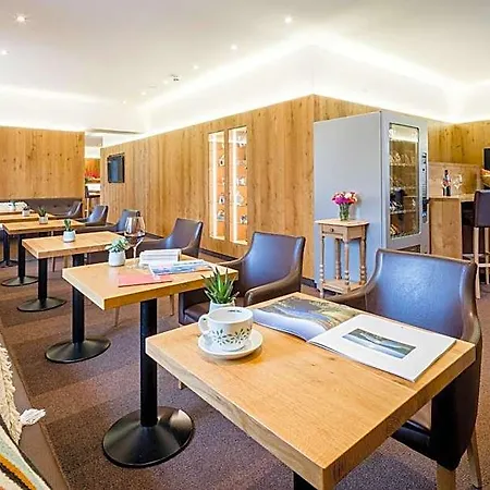 Hotel Seehotel Das Jo 4*